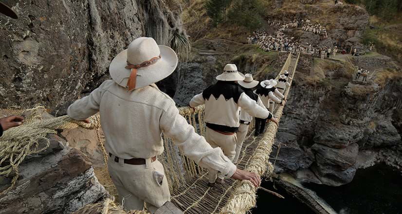 Renovation of the Inca bridge
